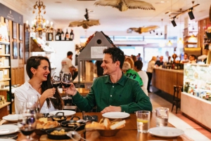 Madrid: Local Tapas and Wine Tour with Drinks & Views