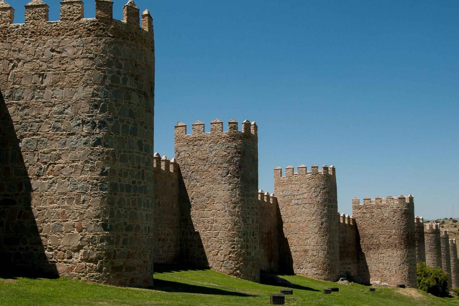 Madrid: Tour in Avila & Salamanca