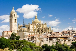 Madrid: Private Tour to Avila & Segovia with Hotel Pick Up