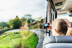 From Manchester: Lake District Bus Tour & Windermere Cruise