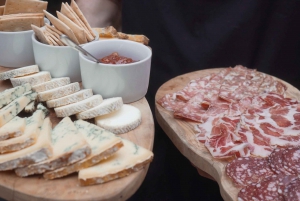 Manchester: Food and Drinks Walking Tour