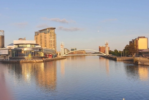 Manchester: Salford Quays Guided Walking Tour