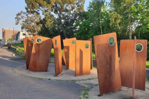 Manchester: Salford Quays Guided Walking Tour