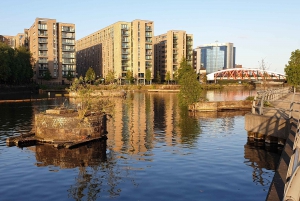 Manchester: Salford Quays Guided Walking Tour