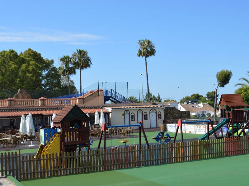 Los Arcos Bar & Restaurant