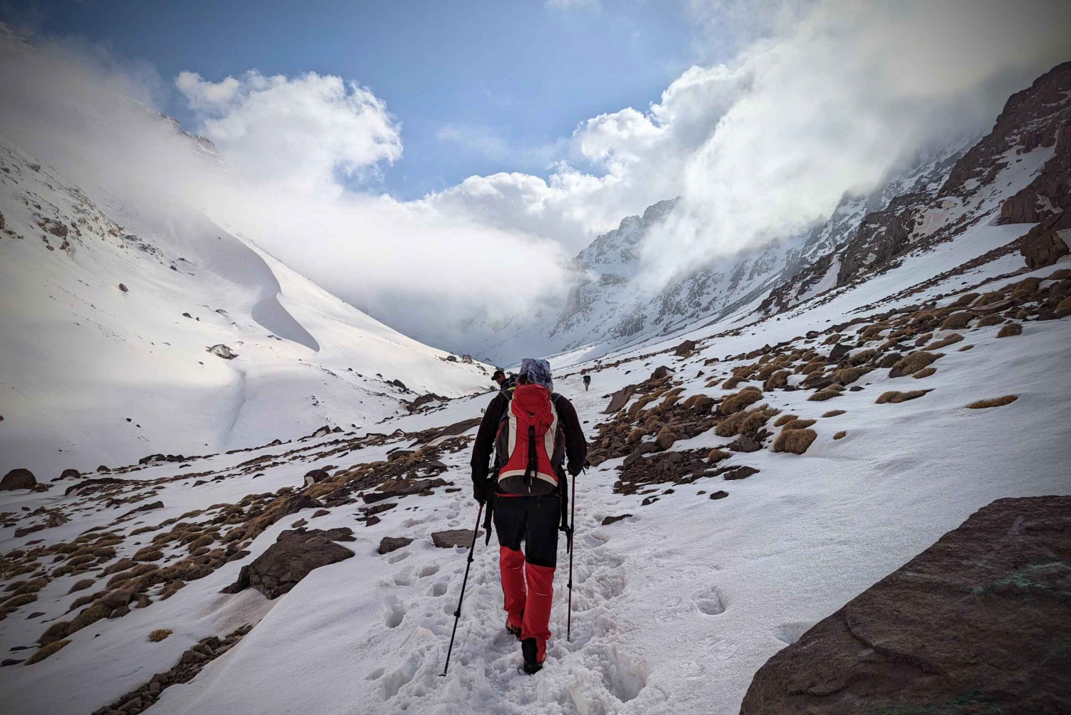 Marrakech: 1 ora di buggy nel deserto di Agafay con cena e spettacolo