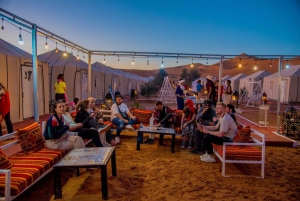 3 päivän matka Marrakechista Merzougan: kameli, mönkijä, yö leirissä