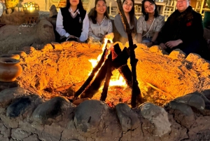 Mönkijä- ja kameliratsastus auringonlaskunäkymillä ja illallisesityksellä