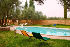 Marrakech: een dag vol natuur, pottenbakken, wandelen en zwemmen