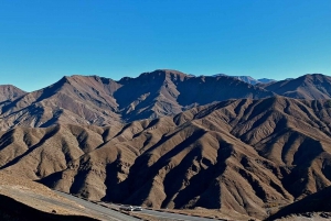 マラケシュ発：ラクダ乗り、サンドボード、メルズーガ3日間、砂漠ツアーをお楽しみください