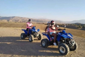 Marrakech: Kamelridning ved solnedgang med middagsshow i Agafay-ørkenen