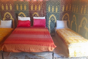 From Fes: 2-Day Desert Tour with Return to Fes or Marrakech