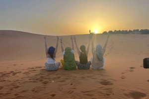 マラケシュ発：3日間のメルズーガ砂漠ツアー（ラクダ乗り体験付き）