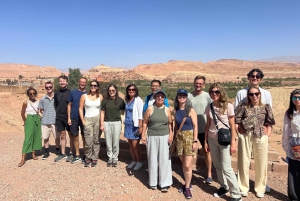 マラケシュ発：3日間のメルズーガ砂漠ツアー（ラクダ乗り体験付き）