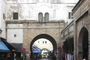 Marrakechista: Casablancan päiväretki ja Hassan II -moskeijan vierailu