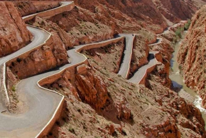 マラケシュ発：ワルザザート＆アイット・ベン・ハドゥのガイド付き日帰りツアーをご案内します