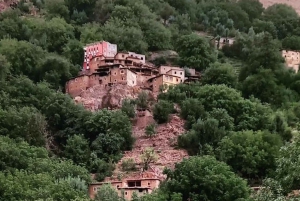 マラケシュ発：ワルザザート＆アイット・ベン・ハドゥのガイド付き日帰りツアーをご案内します