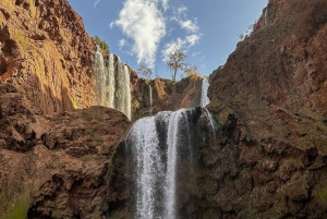 Marrakeshista: Ouzoudin vesiputoukset, veneretki ja lounas