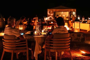 Marrakesh: kamelenrit, diner en vuurshow in de Agafay-woestijn