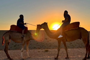 Marrakech: tour en quad por el desierto de Agafay, paseo en camello, cena y espectáculo.