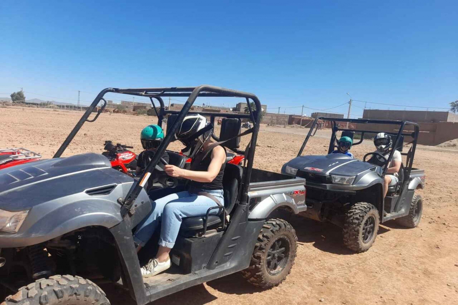 マラケシュ：ホテル送迎付きパルメライエでのバギー体験