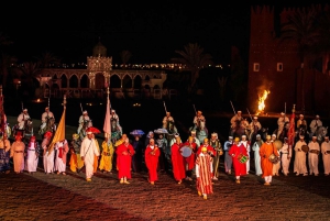 Marrakech: spettacolo folcloristico Chez Ali Fantasia e cena marocchina