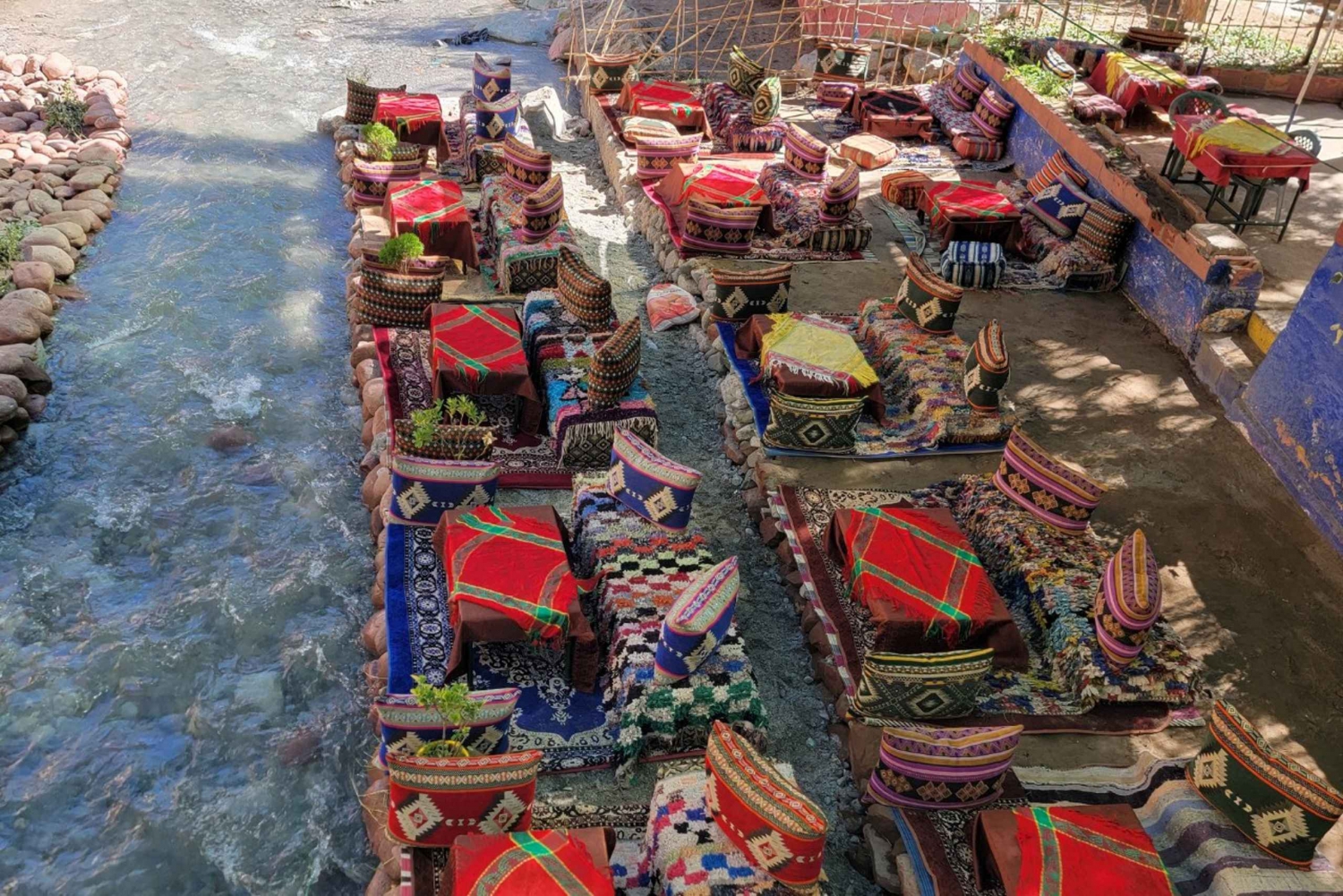 Marraquexe: vale de Ourika e cascatas com guia e almoço