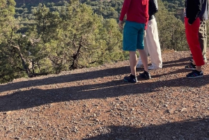 Marrakech: tour nella valle dell'Ourika con escursione, cascate e pranzo