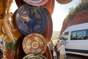 Marrakech: tour nella valle dell'Ourika con escursione, cascate e pranzo