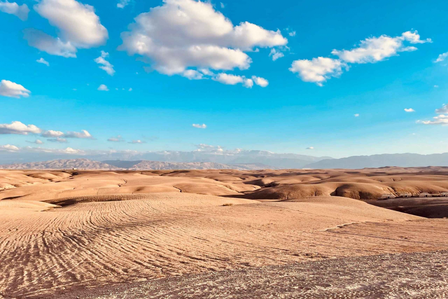 Marrakesz: Wycieczka quadami po pustyni Agafay z marokańską herbatą