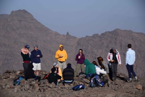 Ruta de senderismo al Toubkal 2 días y 1 noche