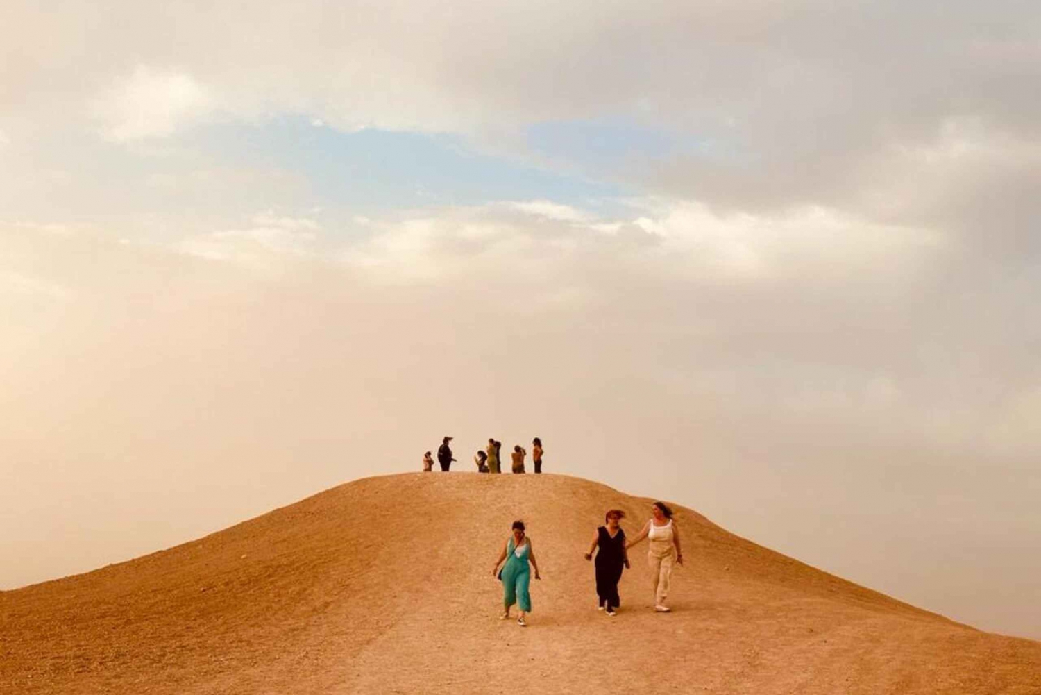 Marrakesh: Excursão ao deserto de Agafay com almoço e piscina