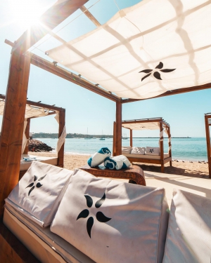 NoSoloAgua Beach & Pool Club