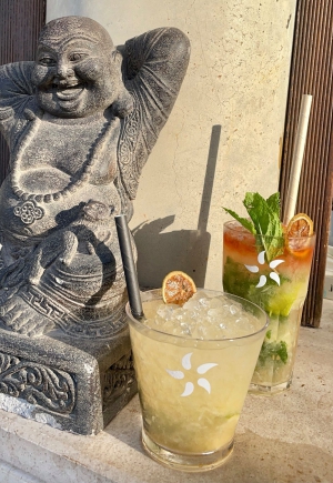 NoSoloAgua Beach & Pool Club