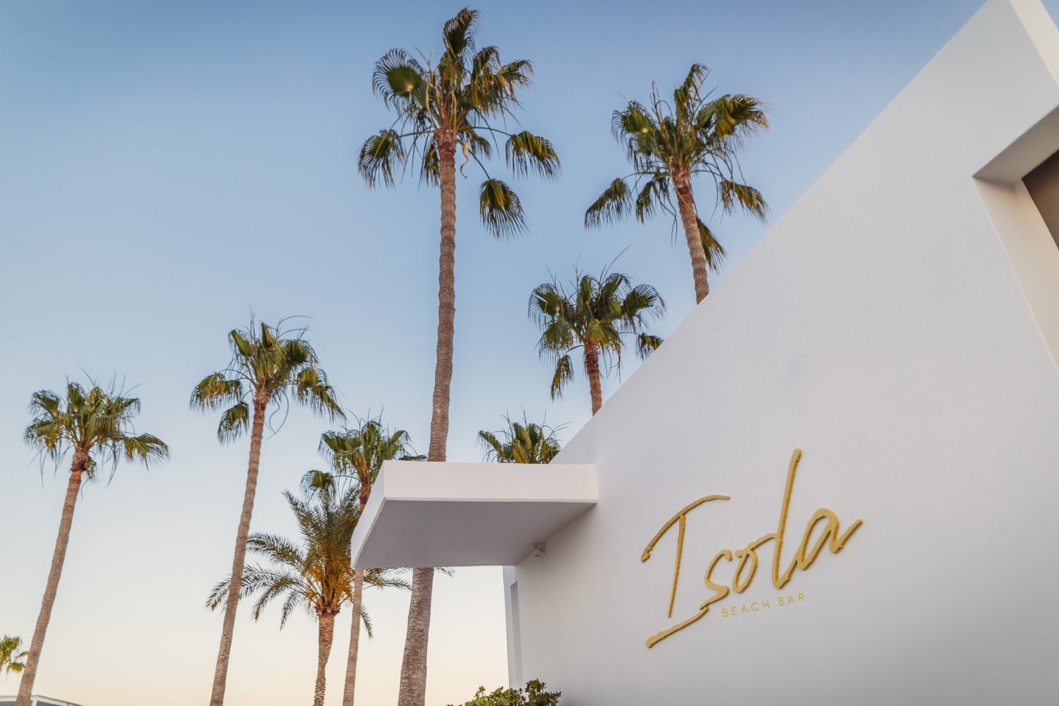 Isola Beach Bar at Nissi Beach