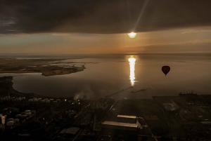 Geelong: Balloon Flight at Sunrise