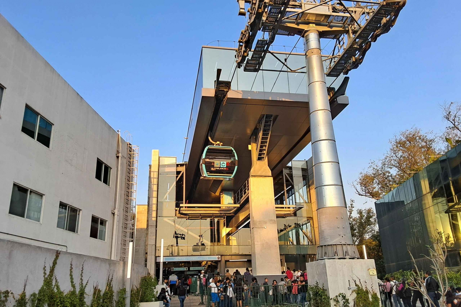 Mexico City: cable car tour, cultural sites and typical food