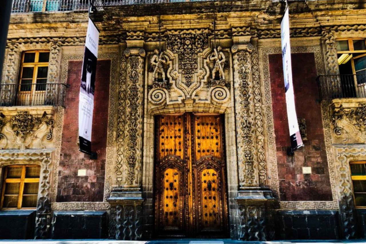 Mexico City: A Day in the Colonial Era Through its Palaces