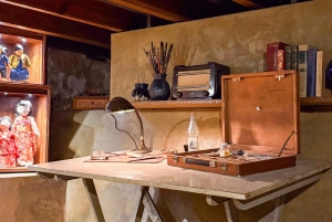 Mexico City: Entrance to the Frida Kahlo Museum and the Anahuacalli Museum