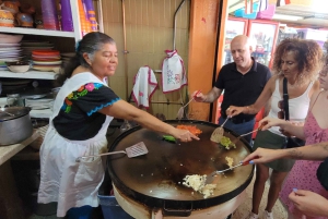 Ciudad de México: Visita a un mercado vegano y vegetariano con clase de cocina