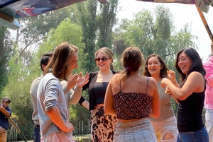 Xochimilco Sereno: Una Tranquila Escapada Cultural de las Multitudes