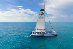 From Miami: Key West with Dolphin Watch or Snorkel Boat