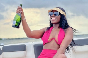 Miami Beach: Private Boat Tour Rental Charter