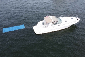 Miami Beach: Private Yacht Trip with Champagne