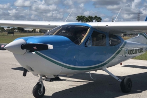 Miami: Private Sunset Sightseeing Airplane Tour
