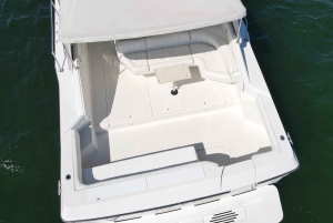 Miami: Private Yacht Tour with Champagne & Amenities