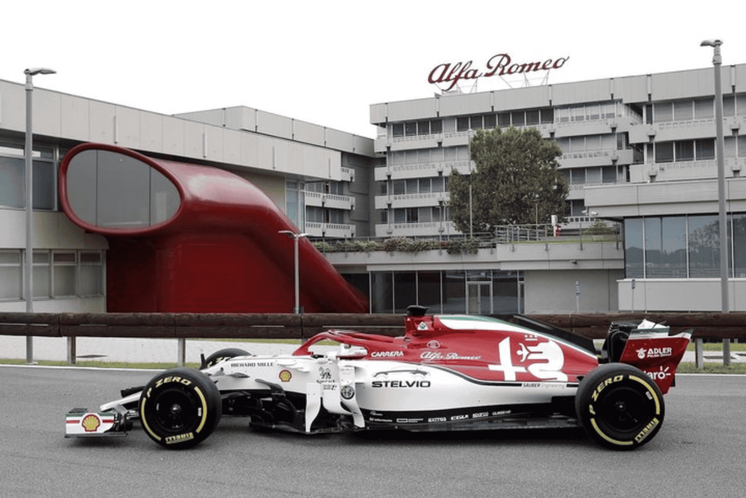 Alfa Romeo Museum: Privérondleiding vanuit Milaan.