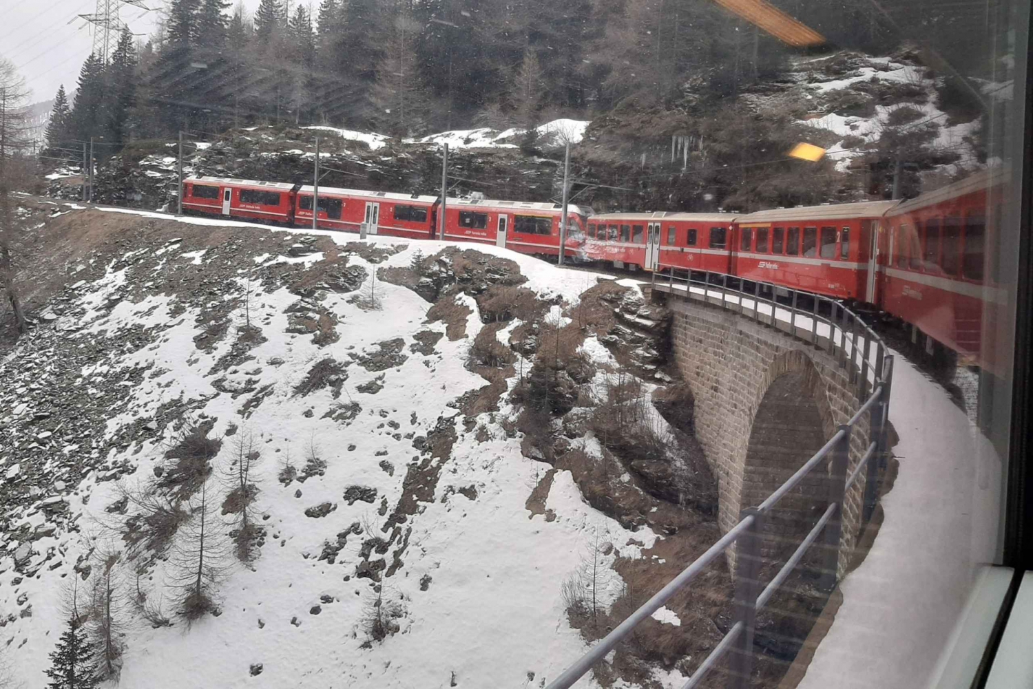 Från Milano: Natursköna Alperna dagsutflykt med Bernina tågresa