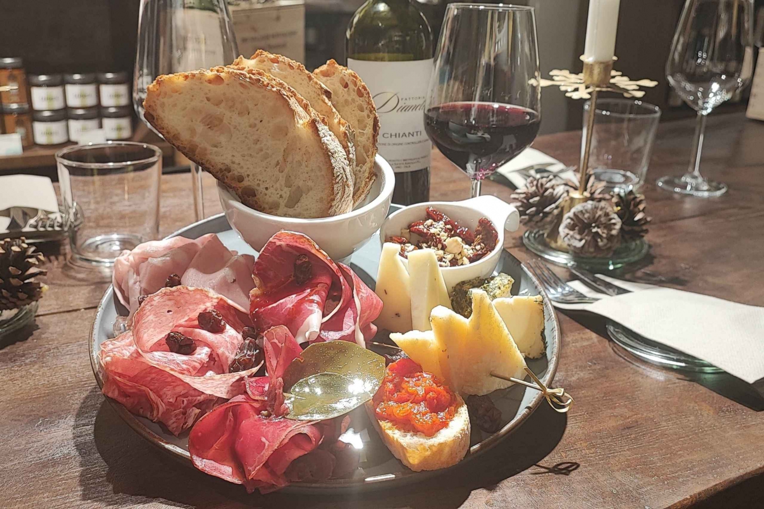 Milan: Aperitivo with Tasting Plate & Glass of Wine