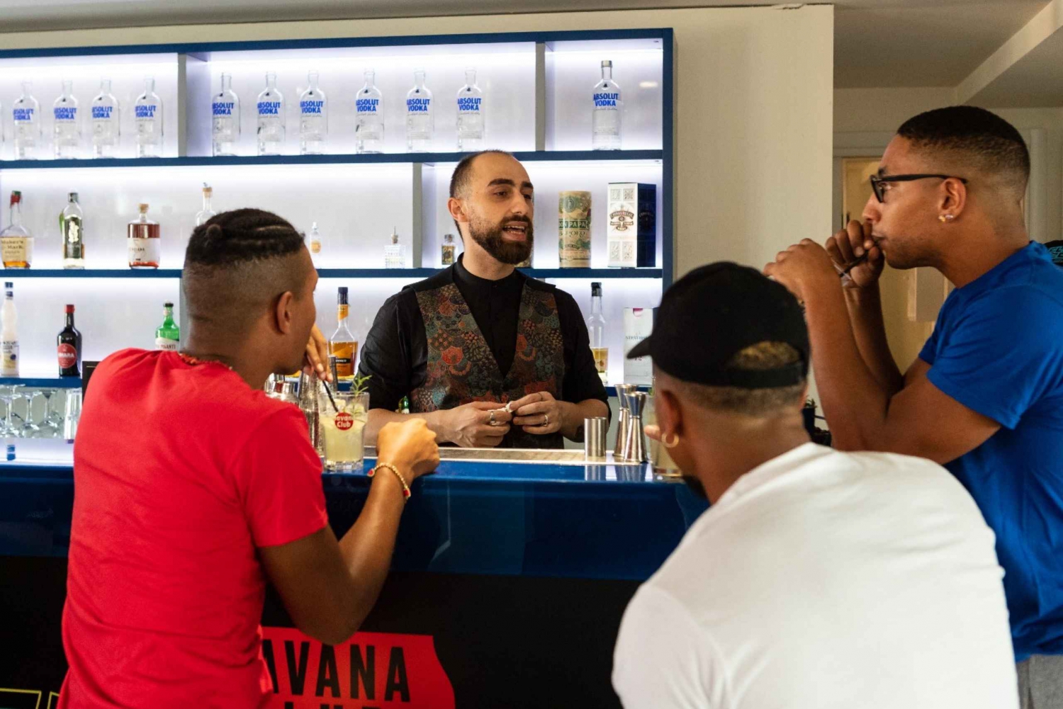 Milán: Clase de coctelería italiana